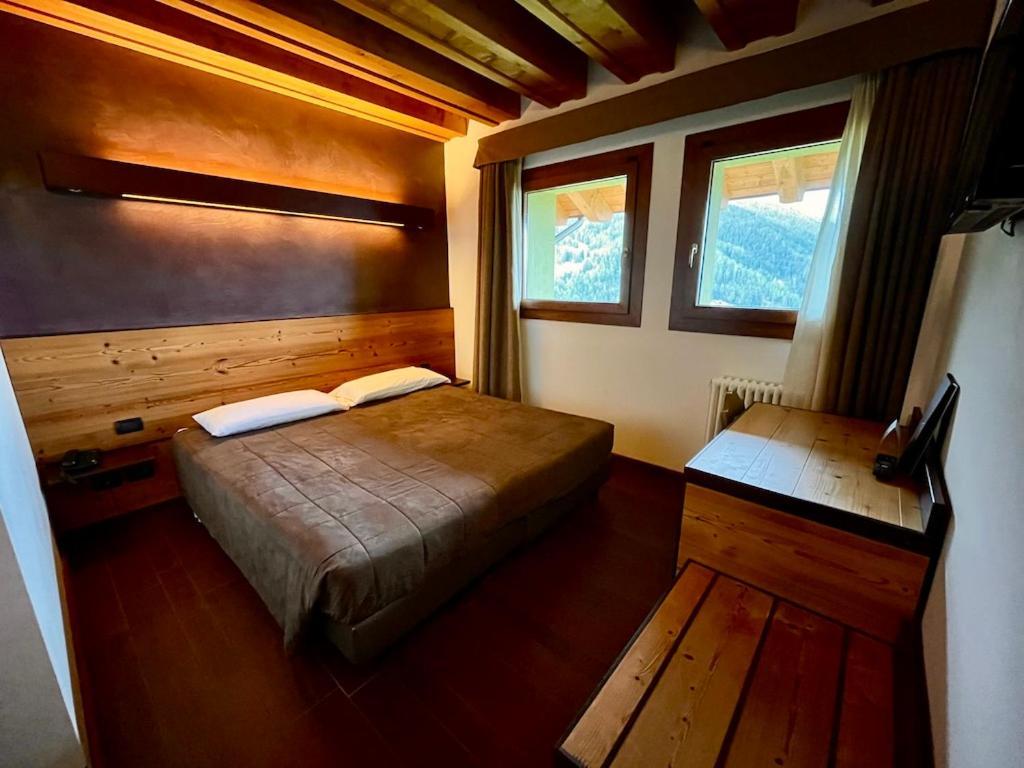 Hotel La Chance Pila  Exteriör bild