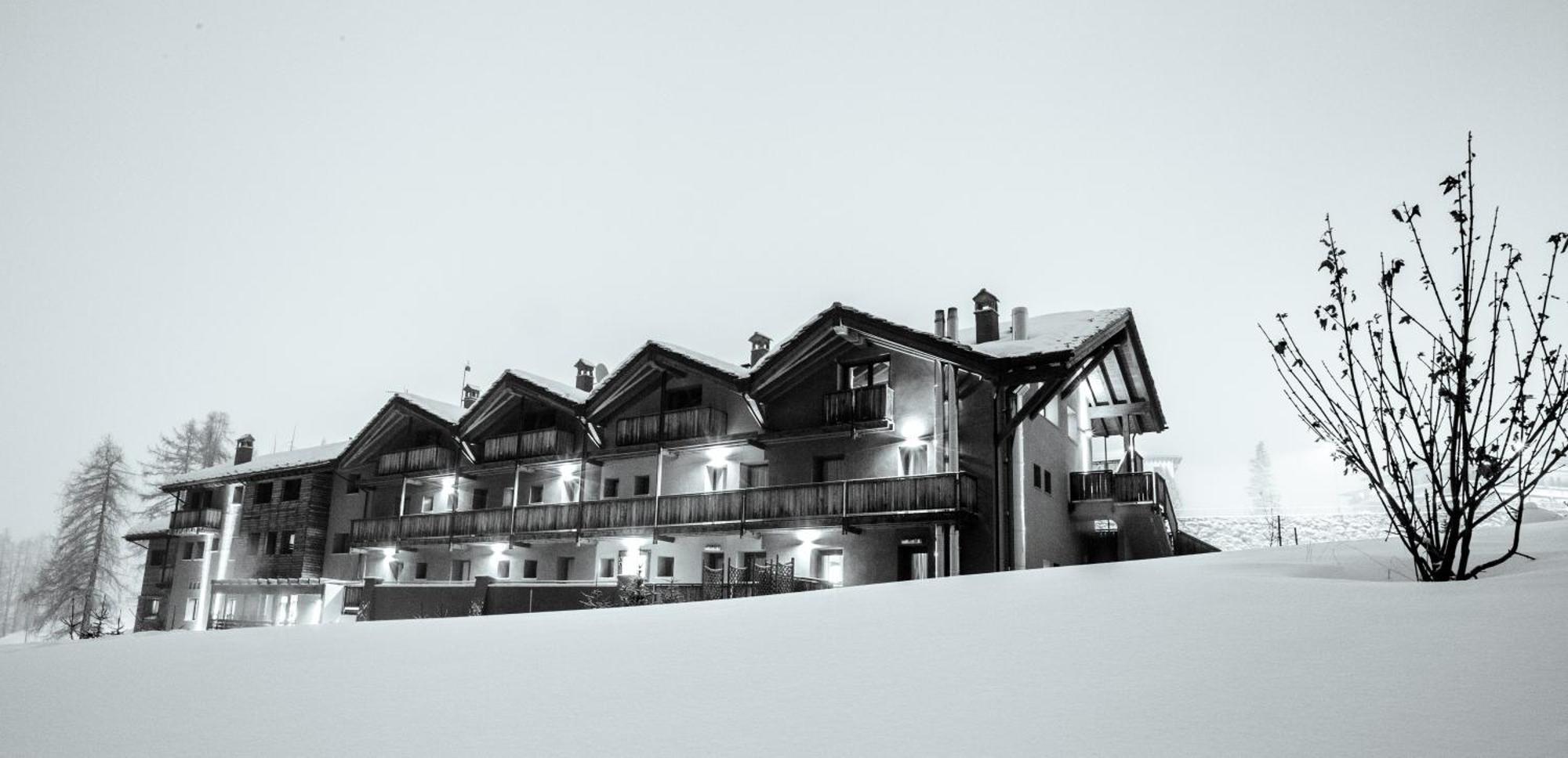 Hotel La Chance Pila  Exteriör bild